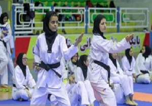 برگزاری آزمون ارتقاء کمربند دان ۳ و ۴ تکواندو بانوان کشور در سمنان