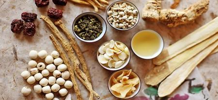۱۱ گیاه دارویی پایین آورنده قند خون را بشناسید