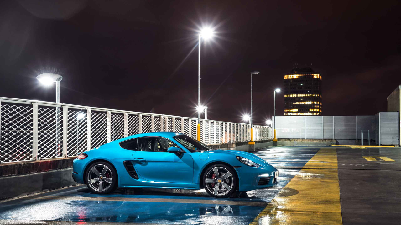 شرکت پورشه اتومبیل نسل جدید خود را با نام Porsche 718 Cayman معرفی کرد +تصاویر