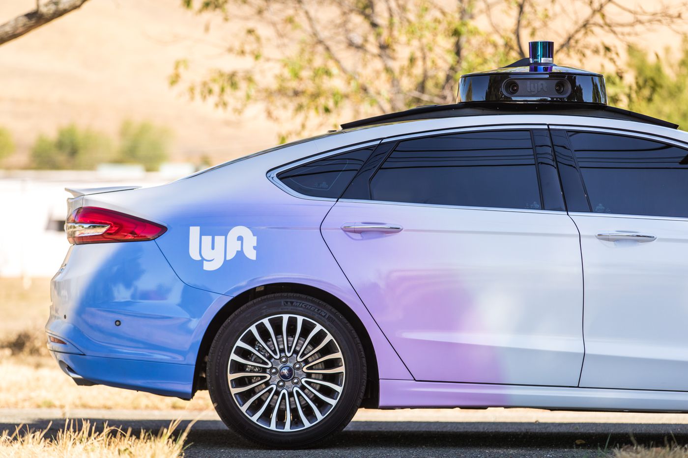 lyft برای ساخت خودروی جدید خود یک شرکت تازه تاسیس را خرید +تصاویر