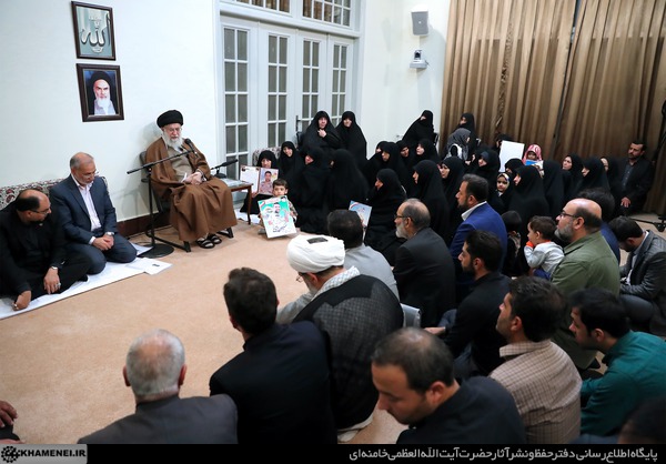 رهبر انقلاب: اگر مدافعان حرم نبودند، راهپیمایی اربعین نبود + فیلم