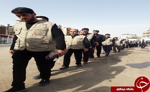 خدمت رسانی خادمان افتخاری هیئت ثارالله قم در حرم حضرت اباعبدالله الحسین (ع)