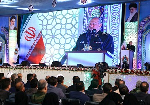 شهدا بلند قامتان فکری کشور هستند/دستاوردهای ایران با وجود تحریم ها دنیا را مبهوت کرده است