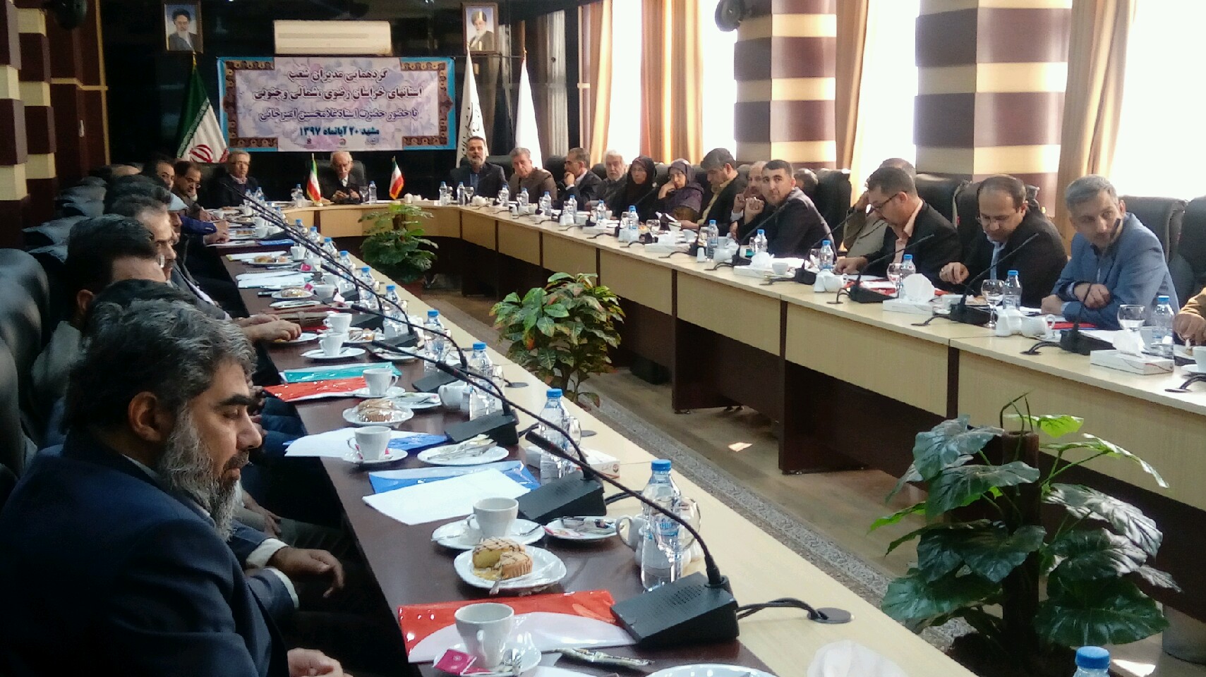 گردهمایی سرپرستان انجمن خوشنویسان در هتل فرهنگ و هنر مشهد