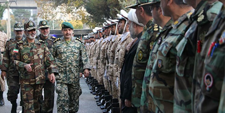 سرلشکر موسوی از یگان های مستقر در کرمانشاه بازدید کرد