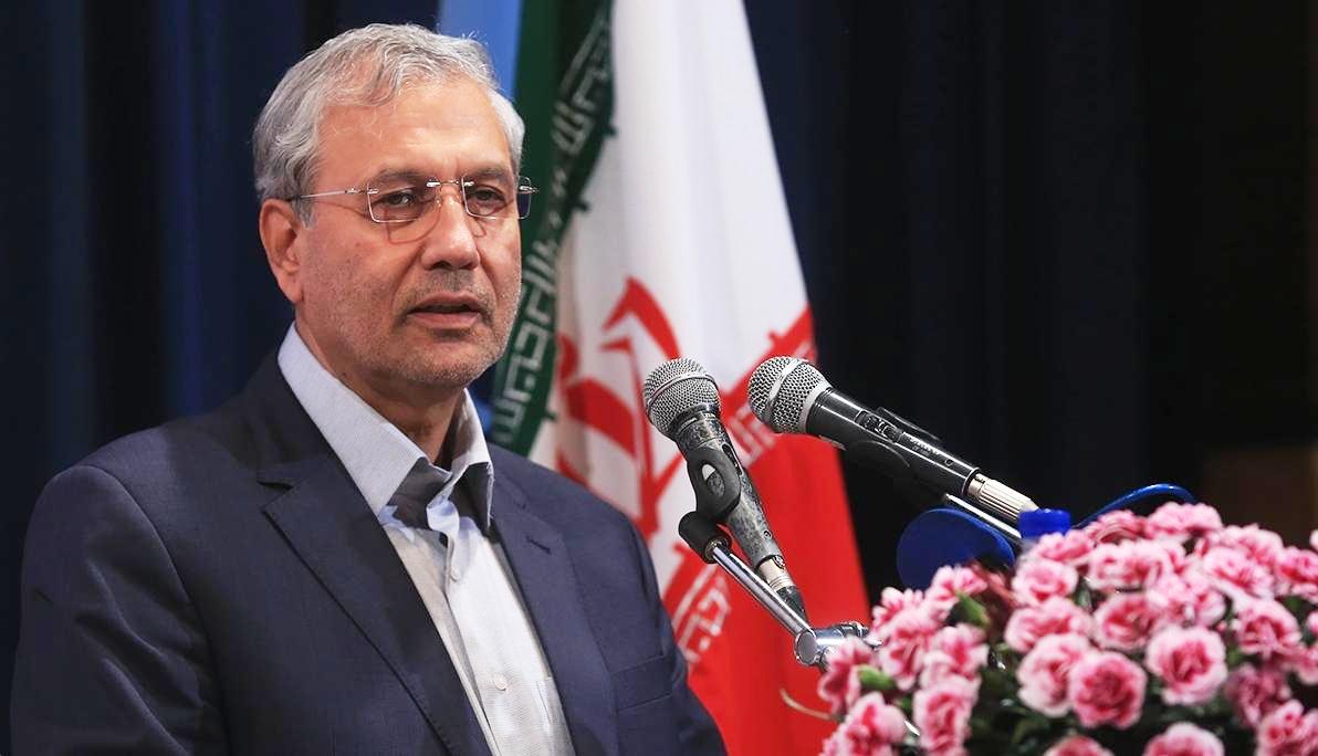 وزارت رفاه سخنگوی فقرا و گروه&zwnj;های خاموش است/ اگر به سال ۹۲ برگردم باز به روحانی رای خواهم داد