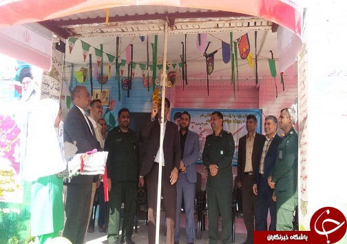زنگ کتاب و کتابخوانی در مدرسه شاهد دخترانه هویزه به صدا در آمد زنگ کتاب و کتابخوانی در مدرسه شاهد دخترانه هویزه به صدا در آمد