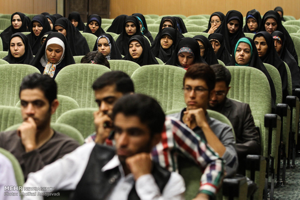 نقش دانشگاه مذاهب در بیداری جامعه اسلامی/ دانشگاه مذاهب اسلامی فرصتی برای تحقق آرمان&zwnj;های انقلاب است