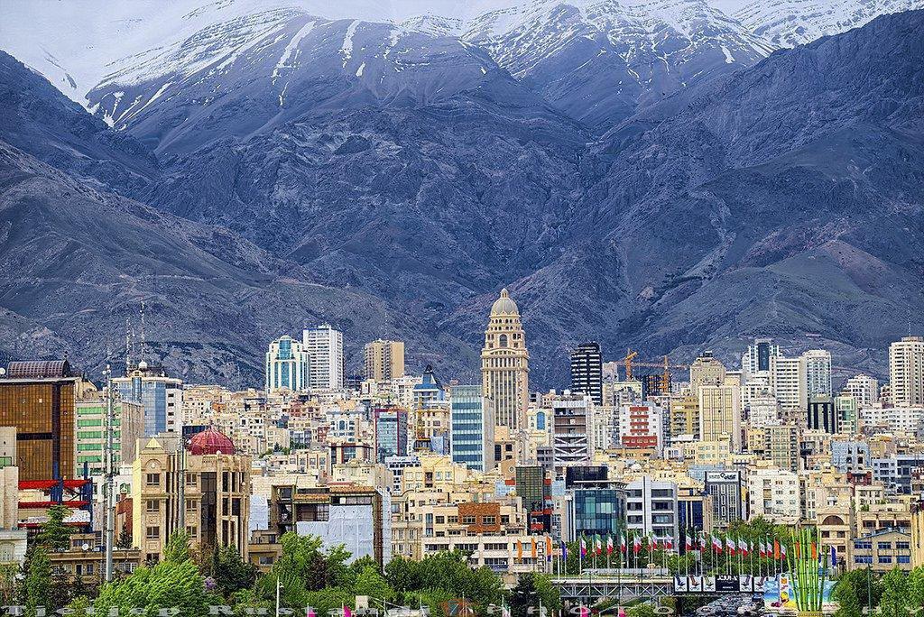 هوای تهران با بارش باران پاک شد