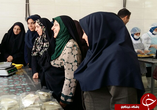 بازدید معاون رئیس جمهور از موسسه زنان سرپرست خانوار/فعالیت ۱۵۰ نفر در موسسه ریحانه