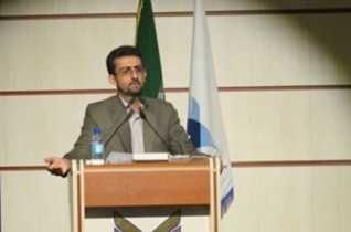 حل معضلات کشور در گرو ورود نیروهای انقلابی و بسیجی در بخش‌های مختلف است