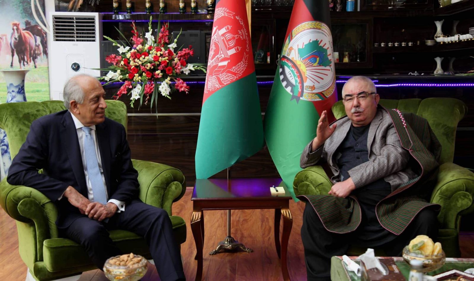 دوستم: در مذاکره با طالبان می توانم نقش بزرگی ایفا کنم