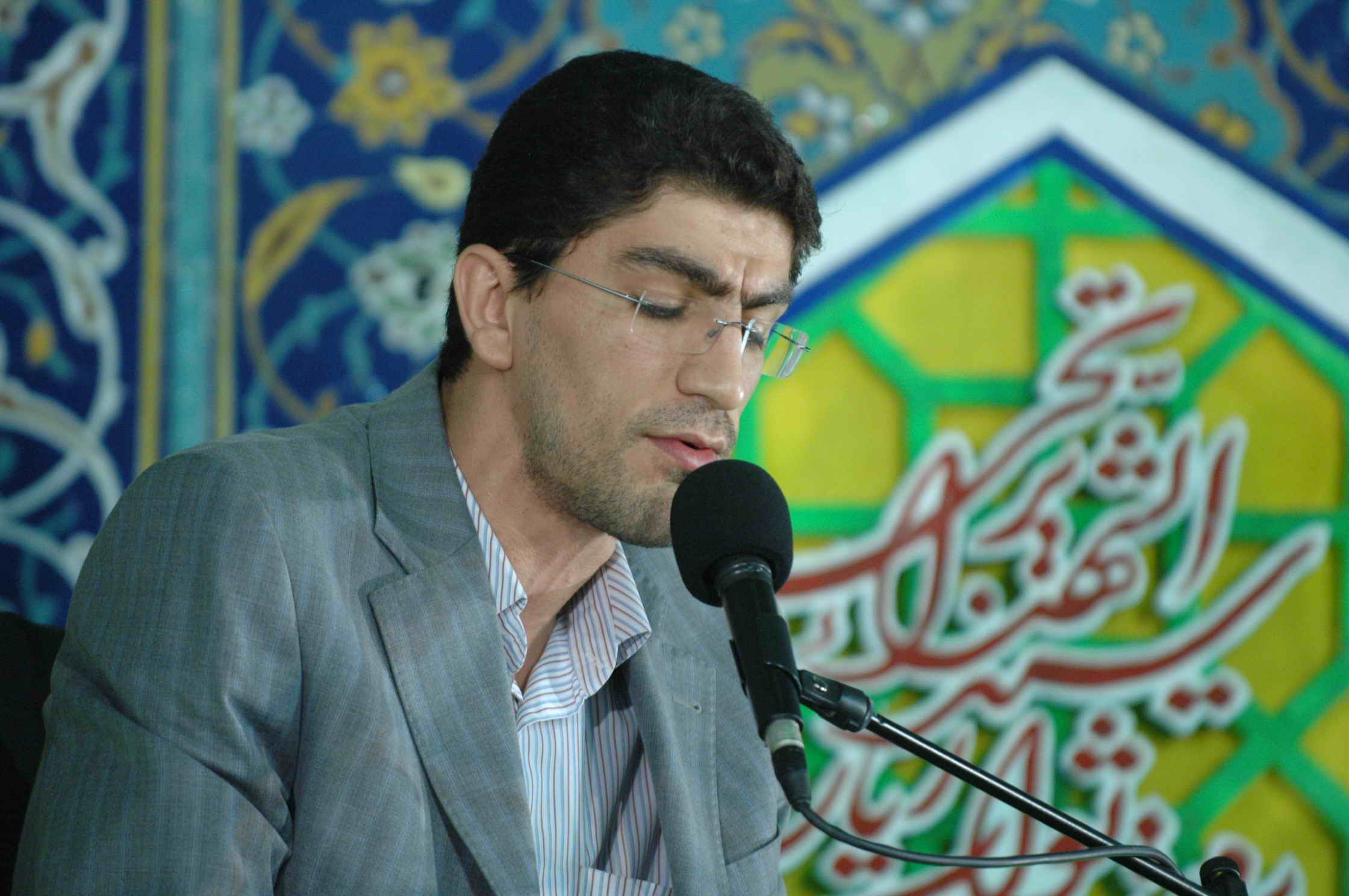 تلاوت مجلسی سوره&zwnj;های مبارکه بقره آیات ۱۸۳-۱۸۶ و قدر با صدای مهدی عادلی