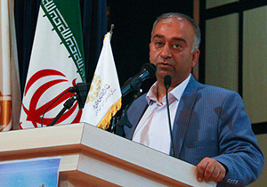 نخواندن کتاب مشکل اصلی کشور است