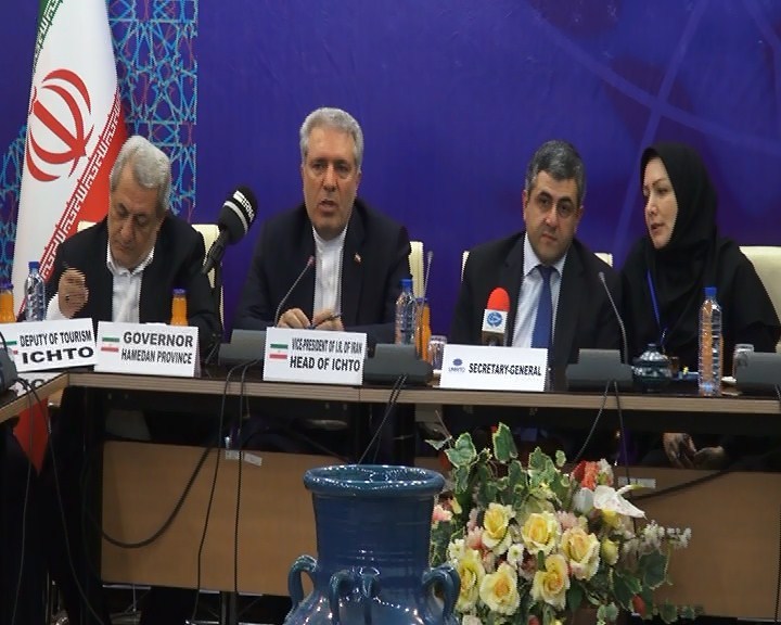 ایجاد مرکز جهانی صنایع دستی در همدان
