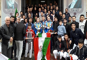 استقبال از نام آوران کاراته استان در جهان