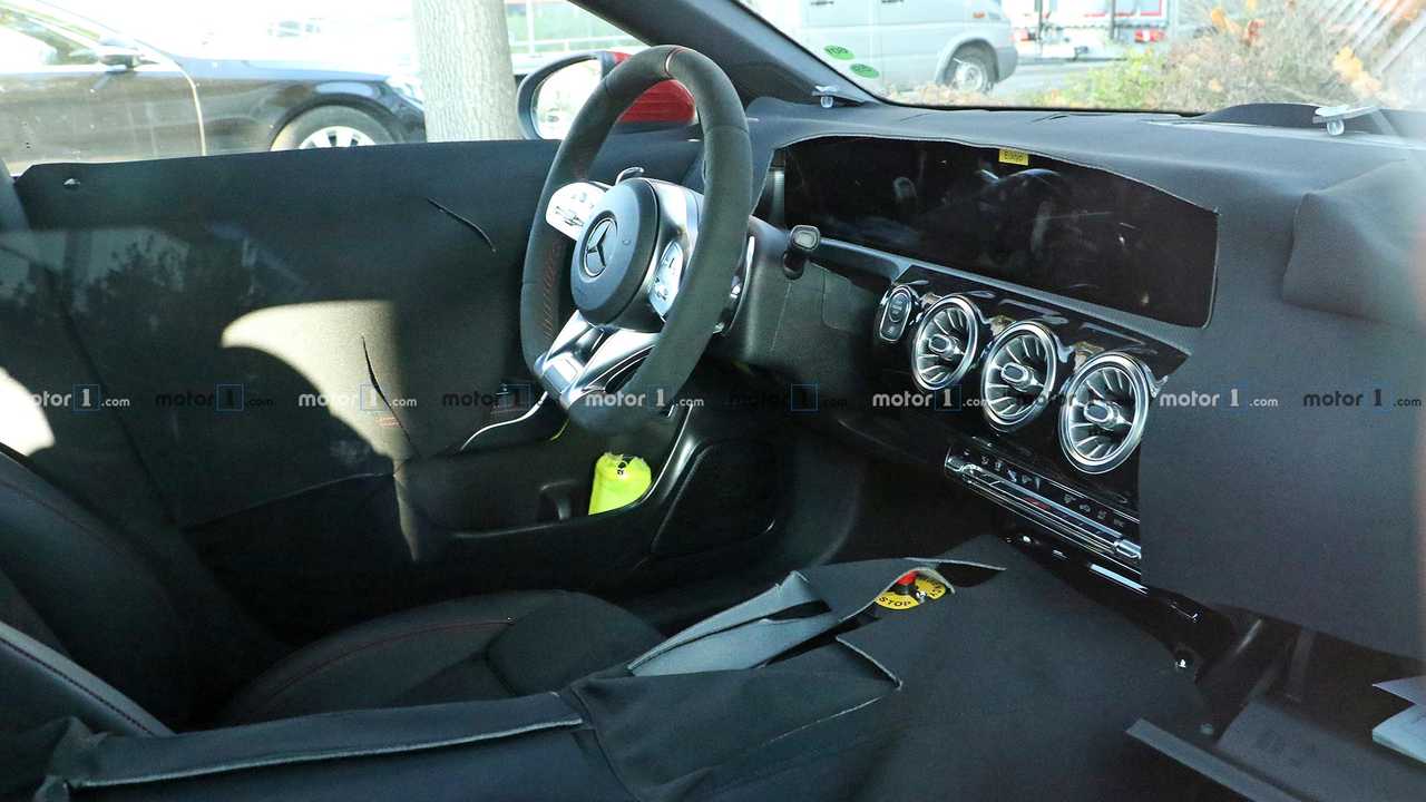تصاویر نسخه 2020 اتومبیل لوکس Mercedes CLA فاش شد +عکس