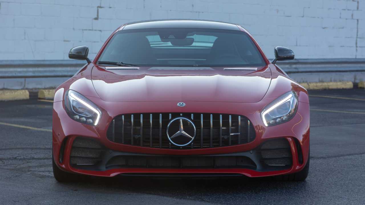 بررسی نسخه 2018 اتومبیل سوپراسپورت Mercedes-AMG GT +تصاویر