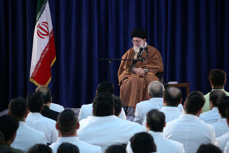 دیدار مدال&zwnj;آوران کاروان ورزشی ایران در بازی&zwnj;های پاراآسیایی اندونزی با رهبر انقلاب