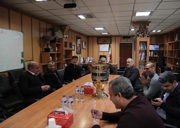 جام قهرمانی سوپر جام به باشگاه پرسپولیس تحویل داده شد