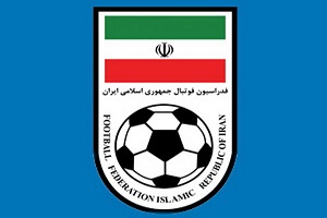 اسلامیان: استعفای تاج عادی است؟