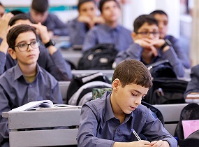 ملتی که دانش آموزان آن کتابخوان هستند نیروی ماهر و اشتغالزا پرورش می دهد