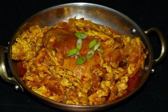 طرز تهیه خورشت چغرتمه گیلانی طرز تهیه خورشت چغرتمه گیلانی