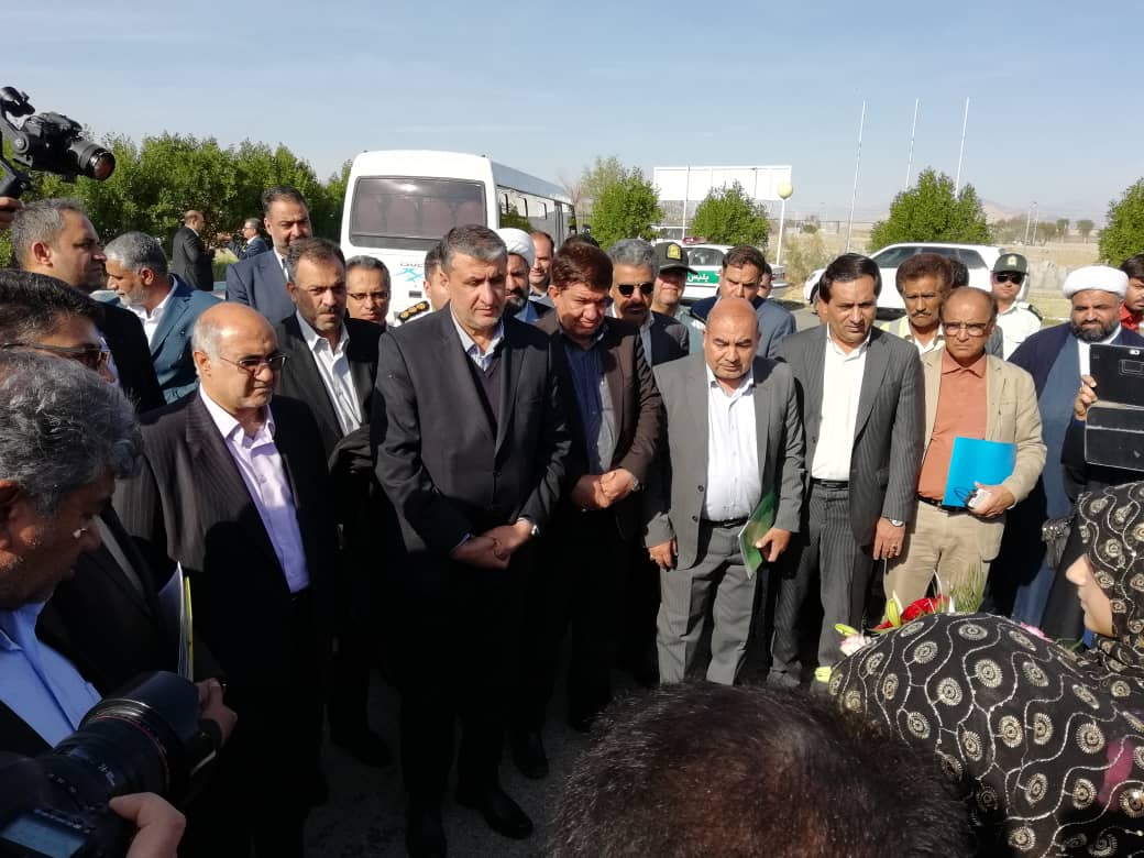 وزیر راه وشهرسازی وارد جیرفت شد