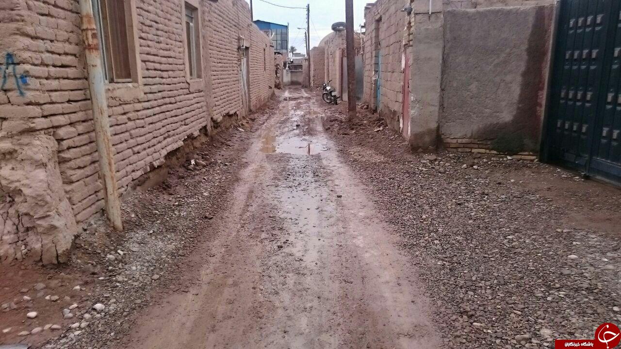 کمبود روکش آسفالت معابر در «راور» + تصاویر کمبود روکش آسفالت معابر در «راور» + تصاویر
