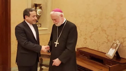 ظریف: ایران زیر بار زور نمی‌رود + فیلم