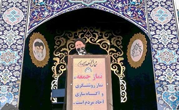 ایستادگی و مقاومت رمز پیروزی است نه مذاکره