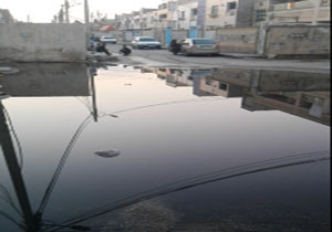 فوران فاضلاب در خیابان‌های منطقه معین‌زاده + فیلم
