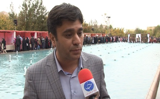 یاقوت های سرخ معروف تفت در جشنواره ای تماشایی