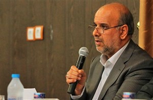 طالقانی: درباره نشست هیئت رئیسه فدراسیون فوتبال صحبتی نمی‌کنم/ استقلال خوزستان وضعیت خوبی ندارد