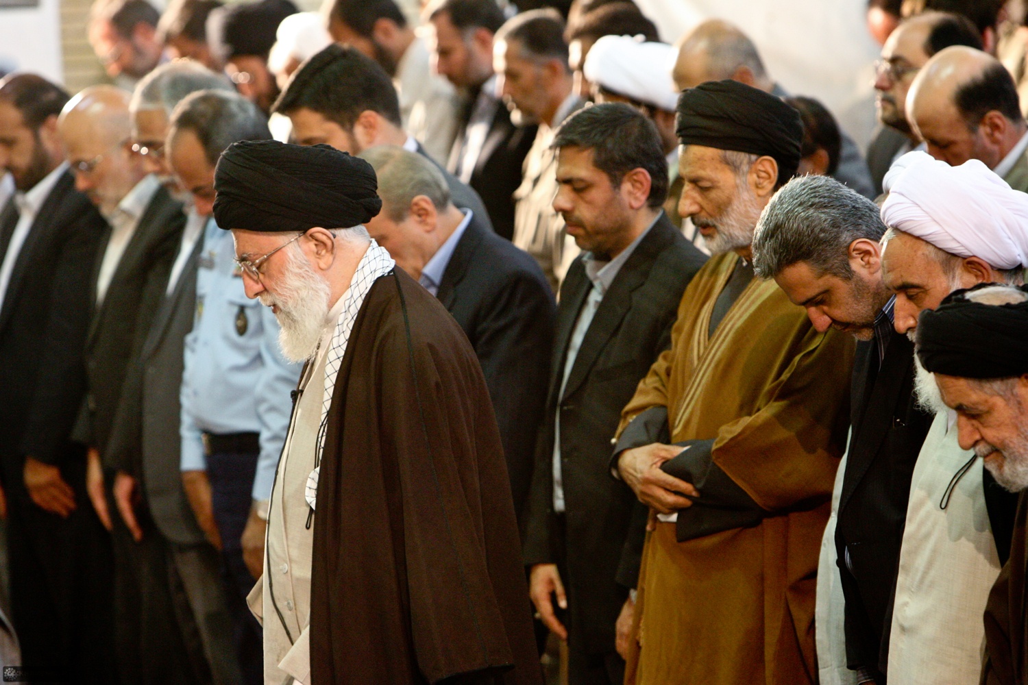 چند جمله برگزیده از بیانات حضرت آیت&zwnj;الله خامنه&zwnj;ای درباره وحدت اسلامی