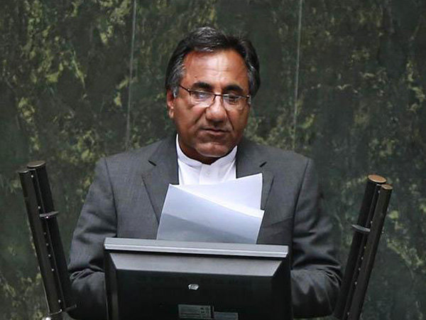 عدم ایمنی جاده&zwnj;ها تنها بخشی از علت حوادث است/برای رفع نقاط حادثه خیز بودجه کافی نداریم