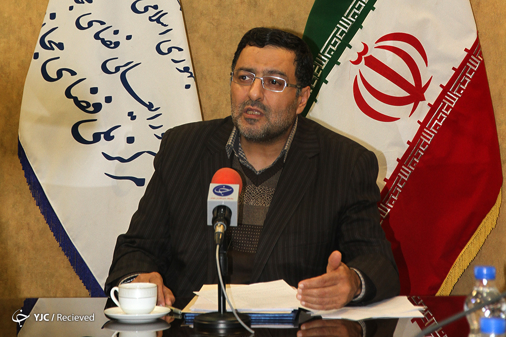 انتخاب دو پیام رسان برای یکی سازی آنها برای سهولت در انتقال پیام