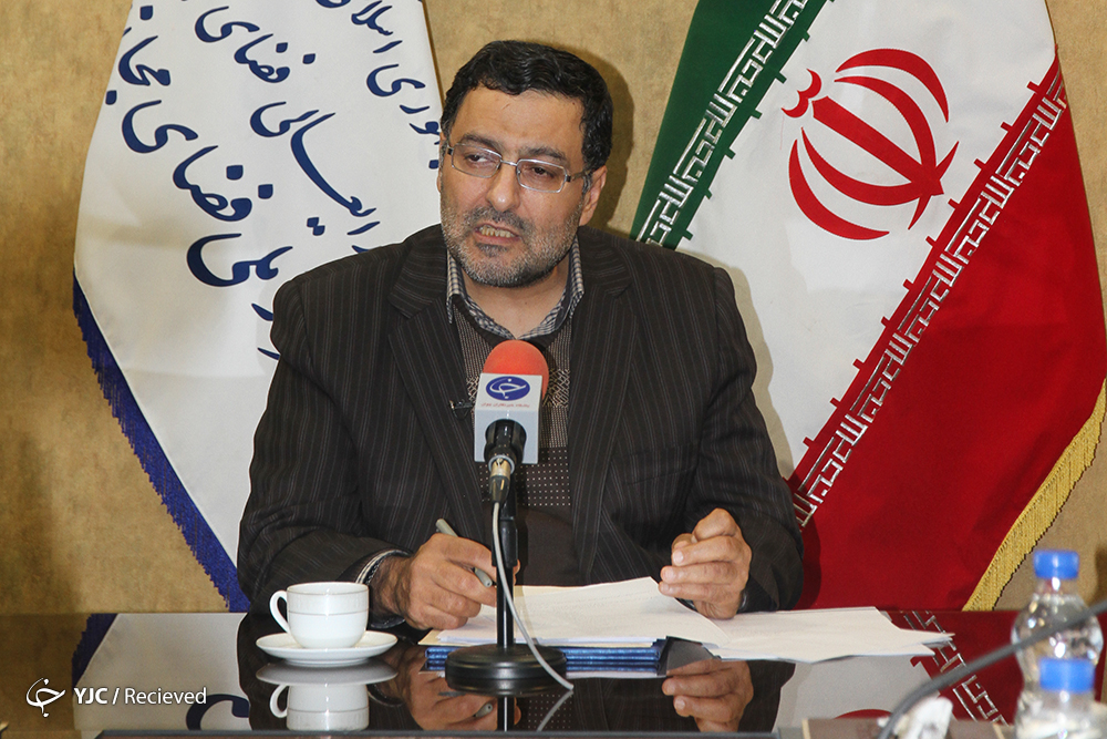 انتخاب دو پیام رسان برای یکی سازی آنها برای سهولت در انتقال پیام