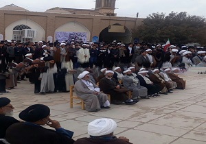 تجمع طلاب و روحانیون یزدی در اعتراض به جنایات در یمن
