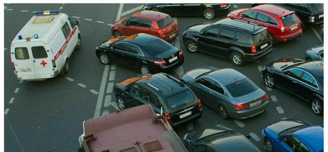 سواستفاده ثروتمندان ترکیه&zwnj;ای از آمبولانس برای گیر نیفتادن در ترافیک+ عکس