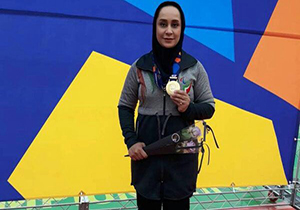 ساره جوانمردی، خادم حرم مطهر شاهچراغ (ع) شد