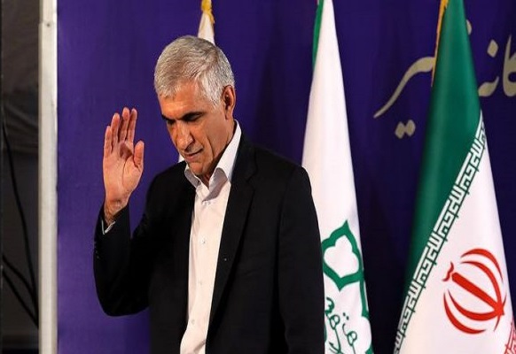 نظر افشانی درباره استعفا/ آخرین تلاش&zwnj;های شورای شهر تهران برای دور زدن قانون به نفع شهردار بازنشسته