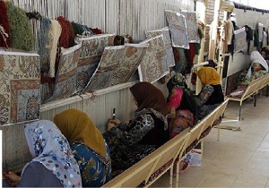 پرداخت تسهیلات حمایتی به بافندگان فرش دستباف اردبیل/تصویب طرح احداث 5 مجتمع قالی بافی در اردبیل