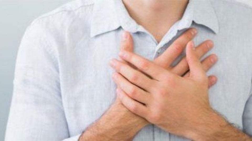 سکته قلبی در اثر بی&zwnj;توجهی به درد قفسه سینه/ علائم حمله&zwnj; قلبی که زائران اربعین حسینی باید جدی بگیرند