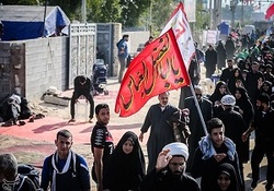استاد فرانسوی که جسمش را خاک پای زائران اربعین کرد + صوت