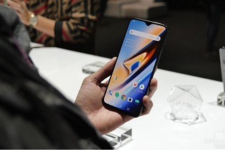 نتایج آزمایش باتری OnePlus 6T از عملکرد بالای این محصول خبر می&zwnj;دهد +تصاویر