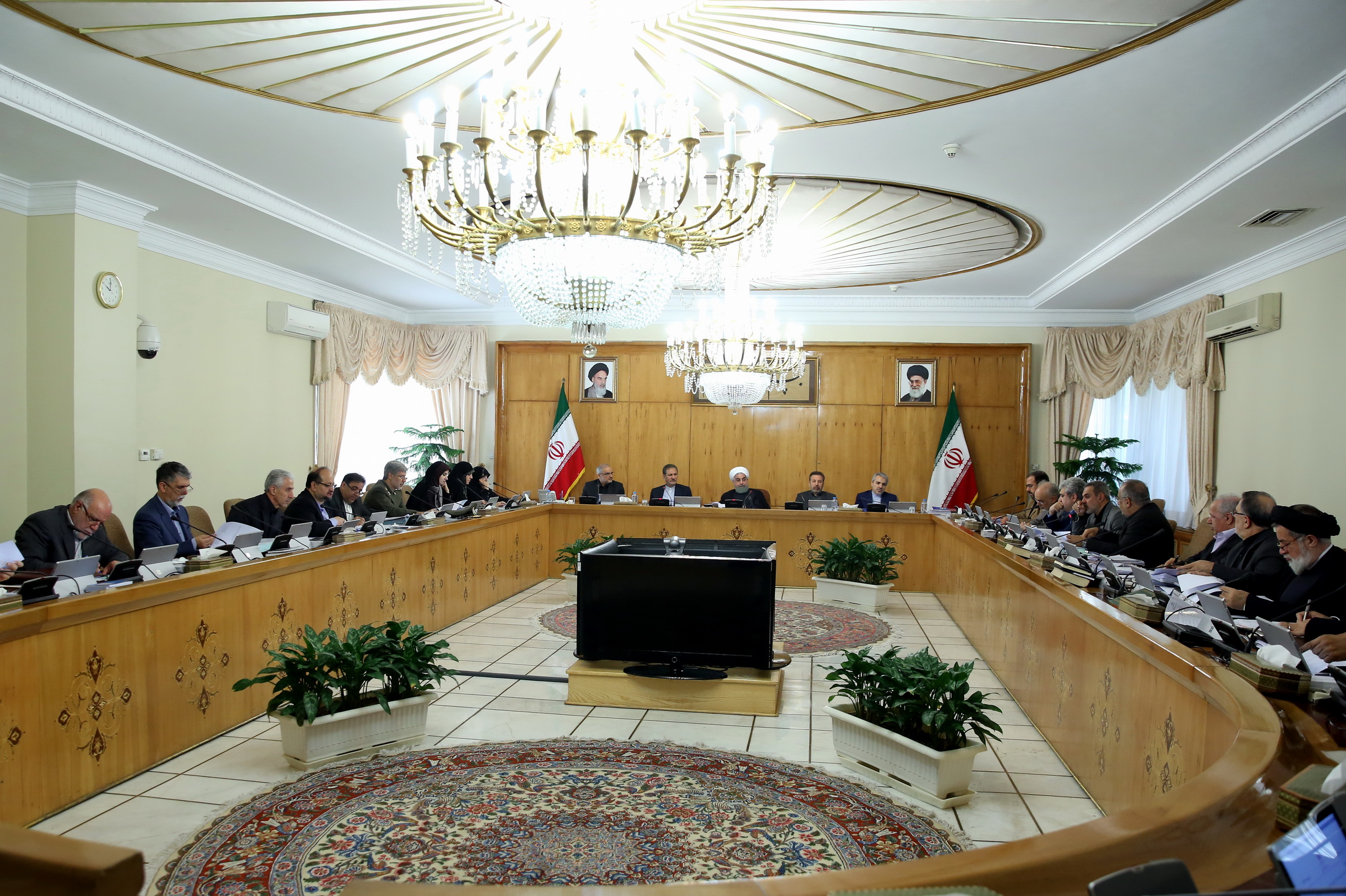 موافقت هیئت وزیران با تهاتر مطالبات و بدهی&shy;&zwnj;های دولت