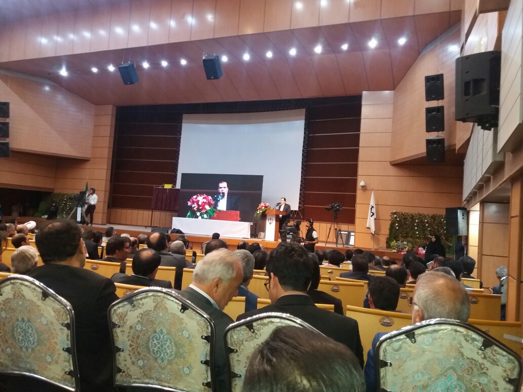 مشی وزارت کشور درانتخاب استانداران اعتدالی بود/ بغض استاندار سابق شکست