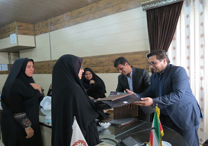 برگزاری همایش آموزش تسهیلگران میانی بهزیستی استان در مهریز