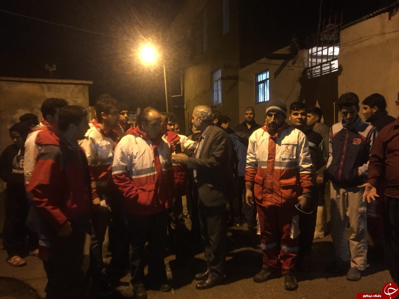 امدارسانی به 91 خانوار گرفتار در سیل و آبگرفتگی +تصاویر